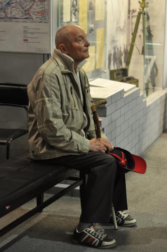 Передача документов родственнику ополченца